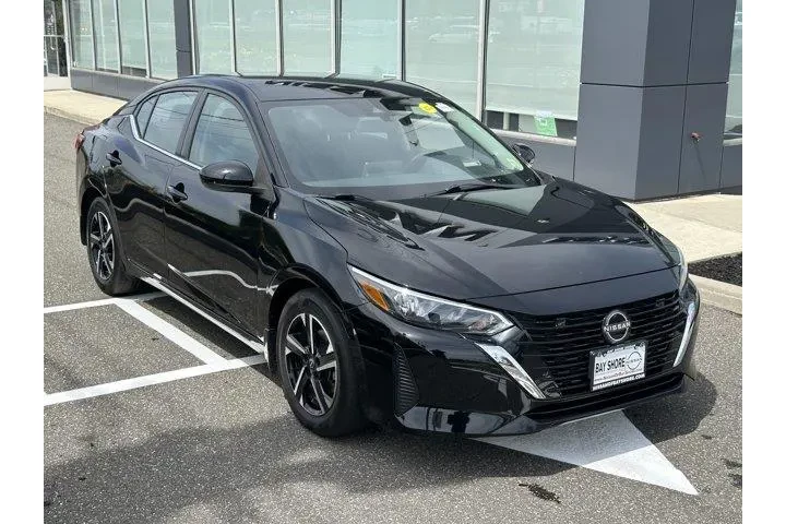 $18720 : Nissan Sentra 2025 SV 4dr Se image 3
