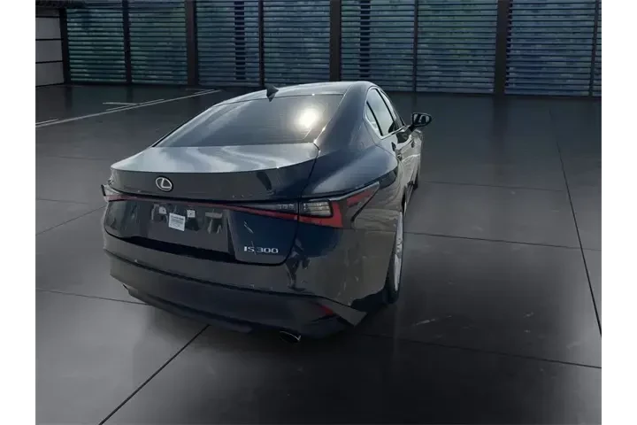 $34788 : Lexus IS 300 2023 4dr Sedan image 7
