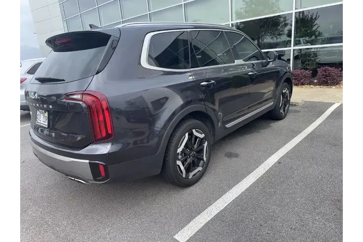 $35219 : Kia Telluride 2025 S 4dr SUV image 3
