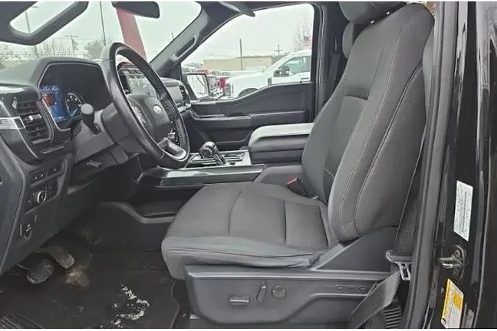 $36985 : Ford F-150 2022 4x4 XLT 4dr image 2