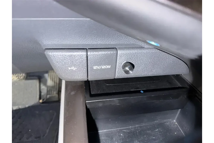 $31000 : Toyota Camry 2021 XSE V6 4dr image 10