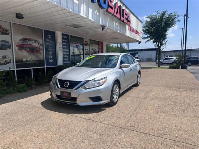 $8900 : 2017 Altima 2.5 image 5