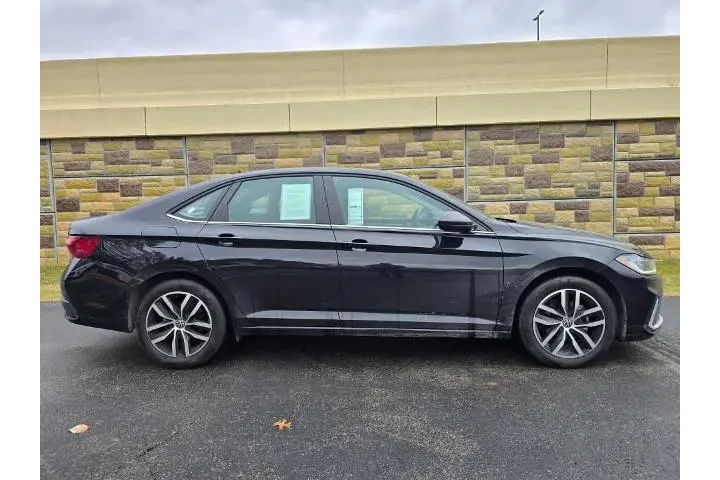 $21200 : Volkswagen Jetta 2025 SE 4dr image 4