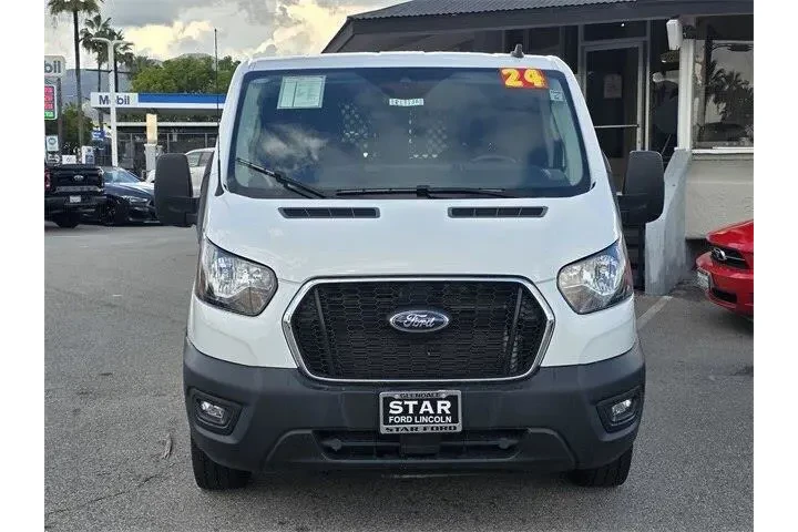 $32227 : Ford Transit 2024 250 3dr SW image 2