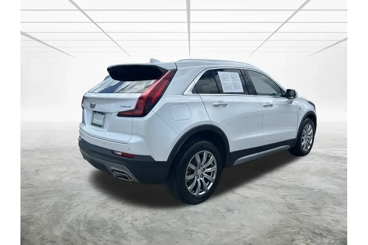 $26974 : Cadillac XT4 2022 Premium Lu image 4
