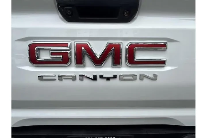 $33498 : GMC Canyon 2024 4x2 Elevatio image 9