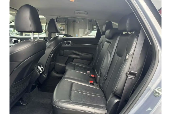 2024 Sorento S 2WD image 8