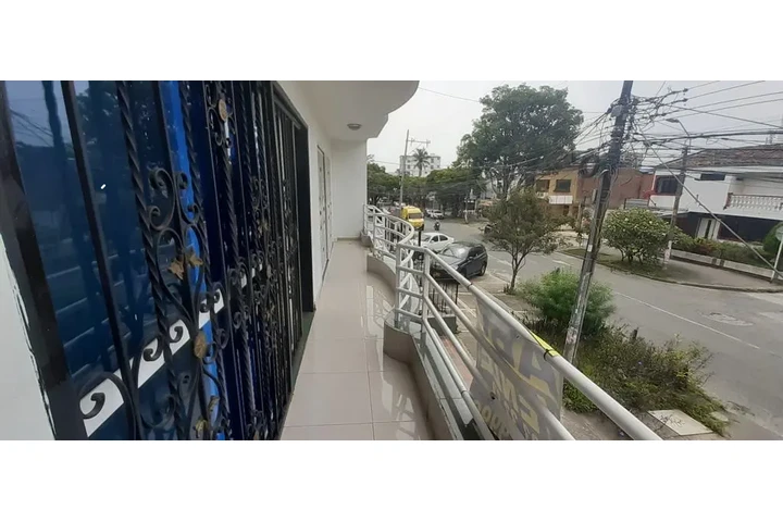 $1050000000 : CASA LIDO CALI ,RENTABLE image 2