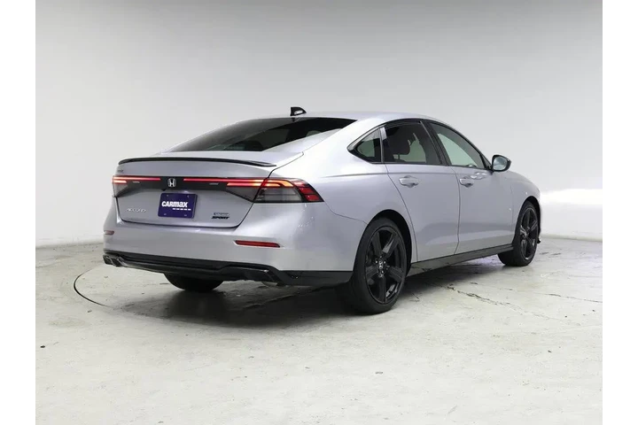 $29998 : Honda Accord Hybrid 2023 Spo image 8