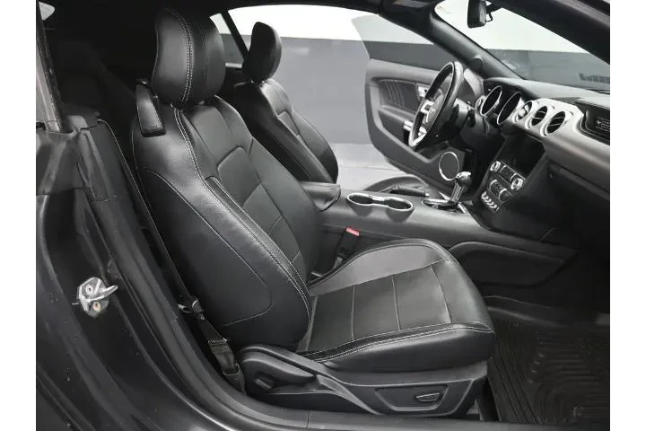 $18995 : Ford Mustang 2020 EcoBoost 2 image 2