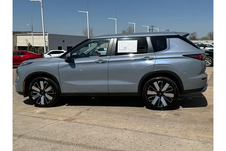 $29918 : Mitsubishi Outlander 2025 AW image 5