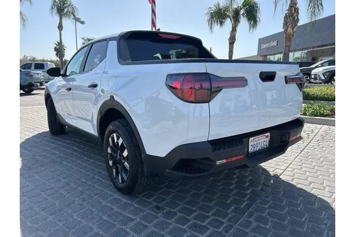 $25995 : Hyundai SANTA CRUZ 2025 SE 4 image 3