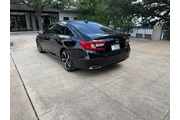 $24980 : Honda Accord 2022 Sport 4dr thumbnail