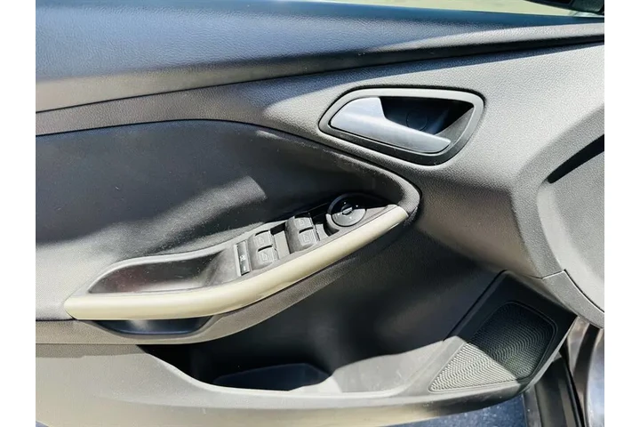 $5995 : 2012 Focus SEL image 7