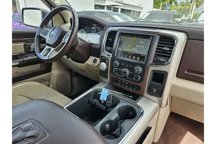 $22990 : Ram 1500 2016 4x4 Laramie 4d image 10