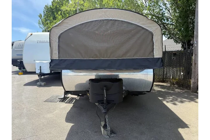 $13900 : 2015 Starcraft Marine Travel image 5