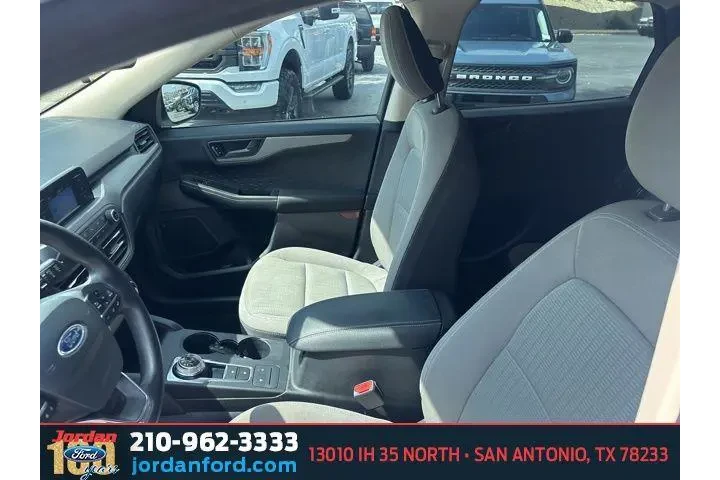 $12756 : Ford Escape 2020 S 4dr SUV image 10