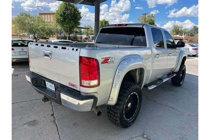 2010 GMC Sierra 1500 SLE Crew image 5