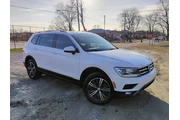 $13995 : 2019 Tiguan SEL R-Line thumbnail