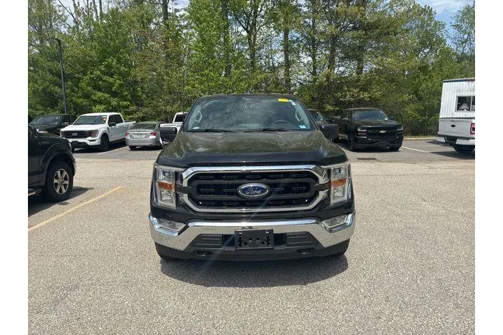$37658 : Ford F-150 2022 4x4 XL 4dr S image 2