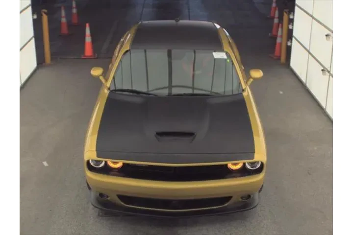 $35690 : Dodge Challenger 2021 R/T Sc image 2