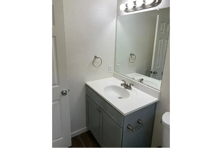 $1050 : parte increíble de Rosemead image 9