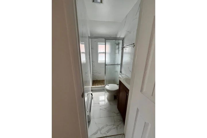 $2701 : UNIDAD TIPO ATTIC 3 RECAMARAS image 4