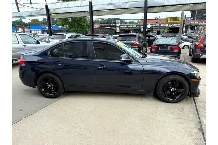 $10995 : 2014 BMW 3-Series 320i xDrive image 6