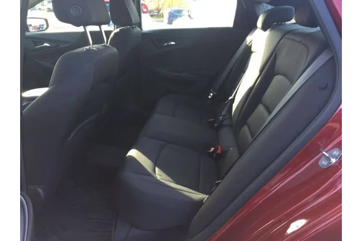 $14999 : 2019 Malibu RS image 10