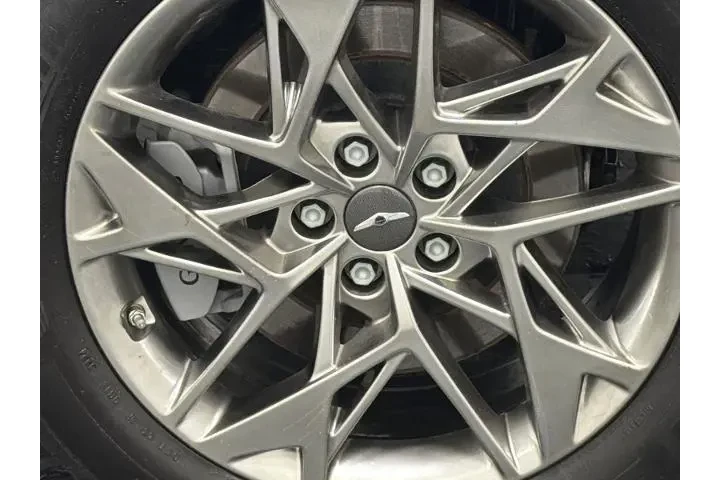 $37000 : Genesis GV70 2025 AWD 2.5T S image 5