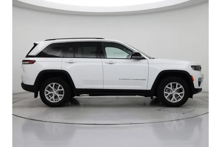 $28998 : Jeep Grand Cherokee 2022 4x2 image 7