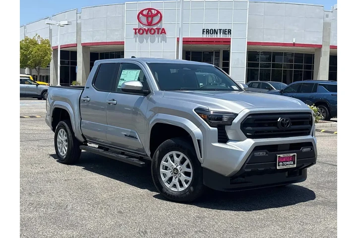 $35417 : Toyota Tacoma 2025 4x2 SR5 4 image 1