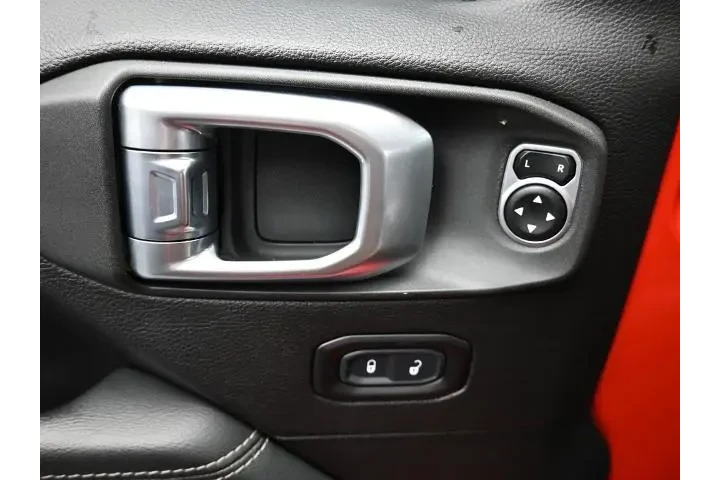 $35991 : Jeep Wrangler Unlimited 2020 image 6