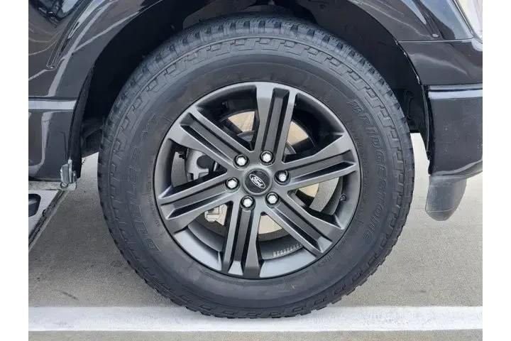 $26734 : Ford F-150 2021 4x2 XL 4dr S image 10