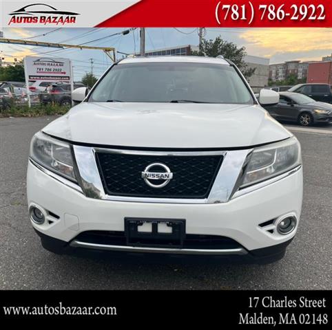 $6900 : Used 2013 Pathfinder 4WD 4dr image 2