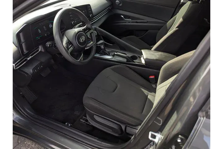 $20999 : Hyundai ELANTRA 2024 SE 4dr image 9