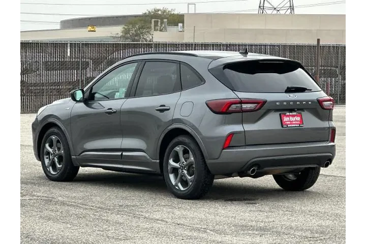 $19990 : Ford Escape 2023 ST-Line 4dr image 5