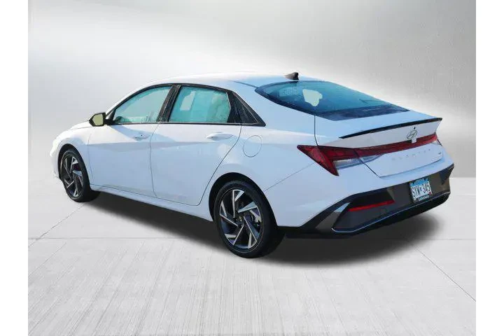 $22900 : Hyundai ELANTRA Hybrid 2025 image 5