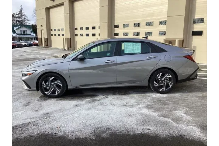 $21663 : Hyundai ELANTRA 2025 SEL Spo image 5