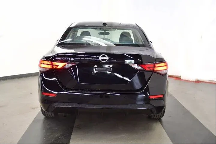 $20994 : Nissan Sentra 2025 SV 4dr Se image 6