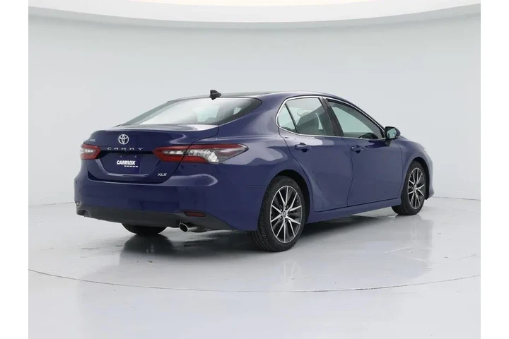 $29998 : Toyota Camry 2023 XLE 4dr Se image 8