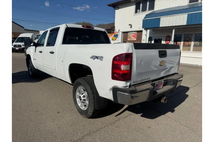 $6000 : 2012 Silverado 2500HD LT image 9
