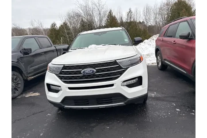 $33449 : Ford Explorer 2023 AWD XLT 4 image 2