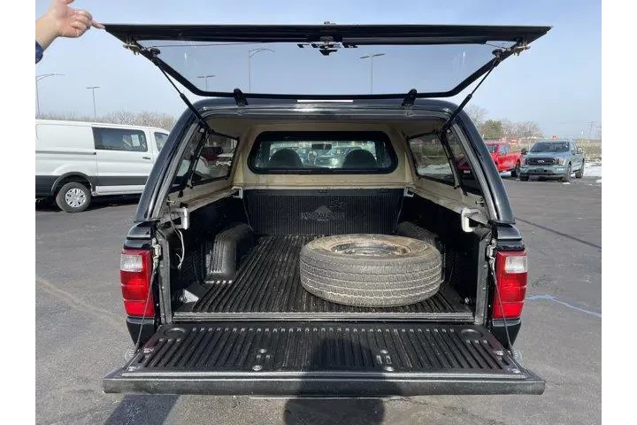 $7488 : Ford Ranger 2002 2dr SuperCa image 6