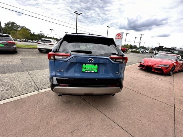 $39023 : 2024 RAV4 Hybrid SE image 4