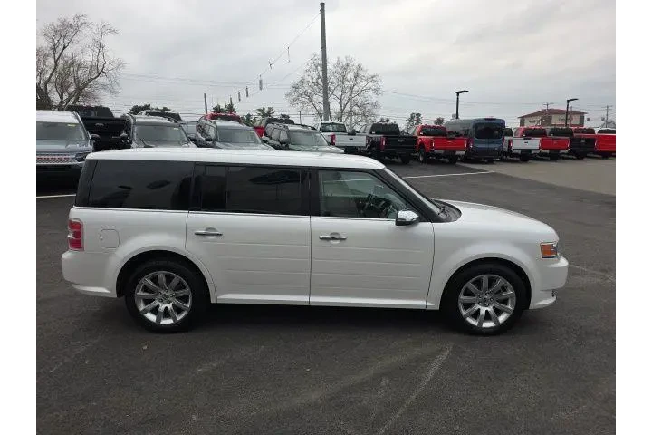 $11995 : Ford Flex 2010 AWD Limited 4 image 2