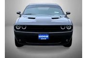$29495 : Dodge Challenger 2023 AWD SX thumbnail