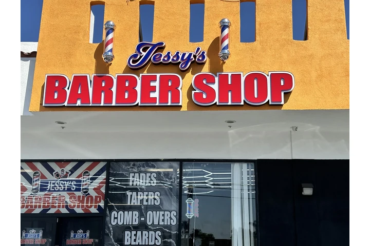Solicito Barber image 1
