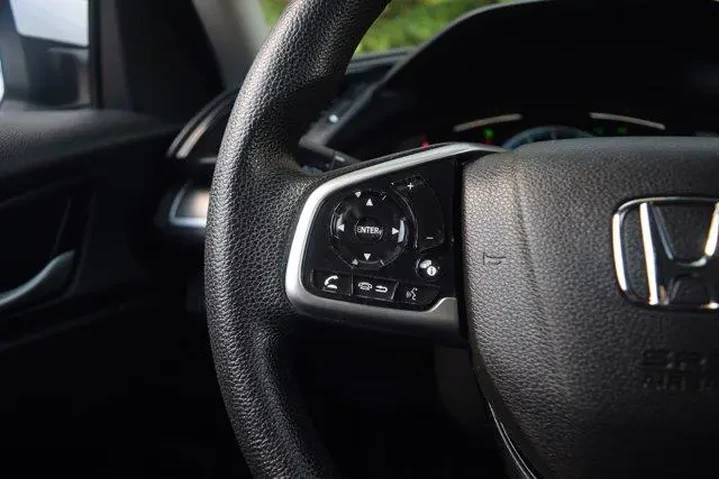 $16500 : Honda Civic 2019 LX 4dr Seda image 6