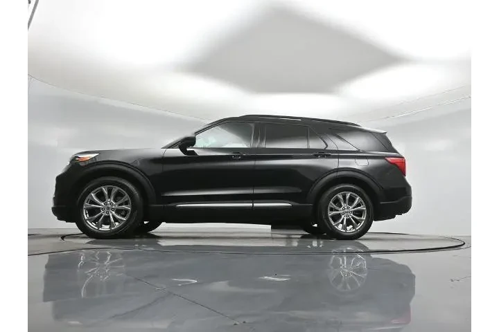 $19014 : Ford Explorer 2020 XLT 4dr S image 8